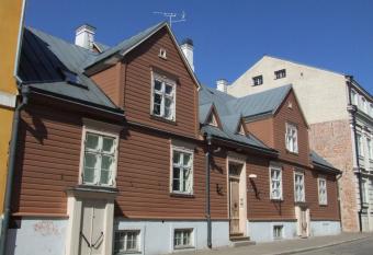 Tampere Maja allows 18 year olds to book a room