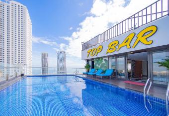 Pandora Boutique Hotel allows 18 year olds to book a room