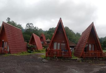 Astradana Hotel & Glamping has Balcony rooms