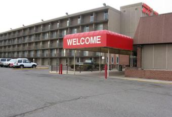 American Motel has Smoking/Balcony rooms