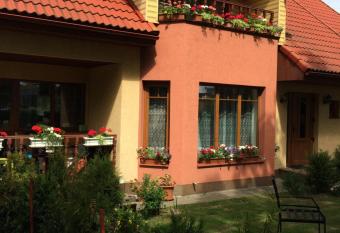 Lana House has Balcony rooms