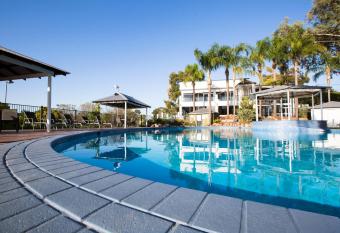 Lake Hume Resort allows 18 year olds to book a room