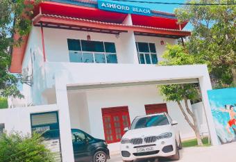 Ashford Beach has Balcony rooms