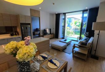 Baan Mai Khao condo has rooms with a private hot tub