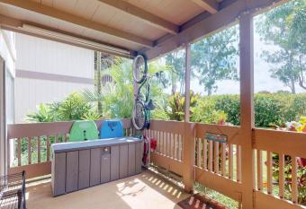 Sandpiper #105 has Balcony rooms