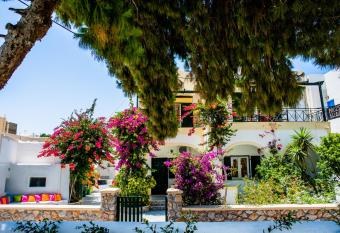 Studio Paul s has Balcony rooms