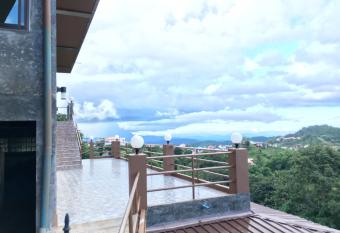 Thai Tea Garden Home has Balcony rooms