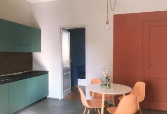 Casa Ettolina al Campus Einaudi allows 18 year olds to book a room