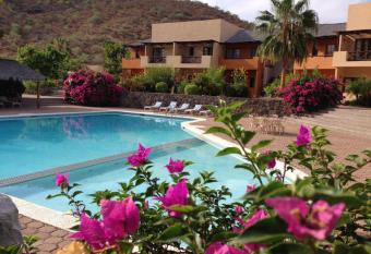 Tripui Hotel has rooms with a private hot tub