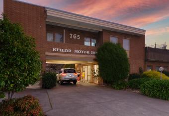 Keilor Motor Inn allows 18 year olds to book a room