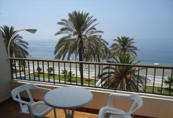 Hotel las Conchas has Balcony rooms