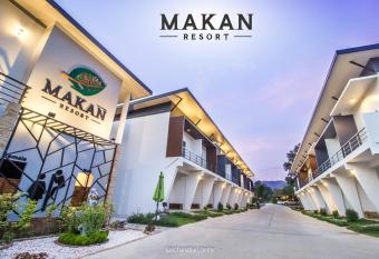 Makan Resort has Balcony rooms