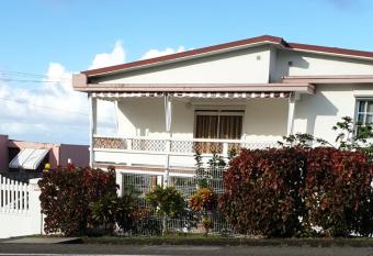 La case a Malou has Balcony rooms
