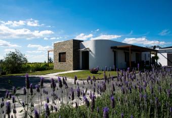 Pizzorno Lodge & Wine has Balcony rooms