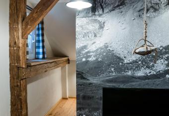 bergwaldsee allows 18 year olds to book a room