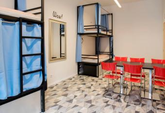 Hostel Eleven has Balcony rooms