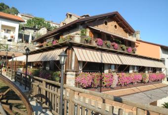 Agriturismo La Baita has Balcony rooms