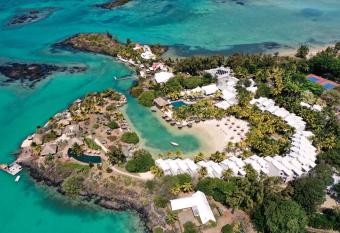 Paradise Cove Boutique Hotel (Adults Only) allows 18 year olds to book a room