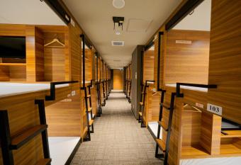 Hiroshima no Oyado allows 18 year olds to book a room