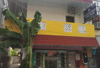 Nakshatraa Guest House has Balcony rooms