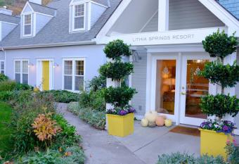 Lithia Springs Resort has Balcony rooms