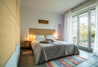 Oasi Degli Dei has rooms with a private hot tub