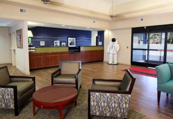 Hampton Inn Cocoa Beach/Cape Canaveral has Balcony rooms