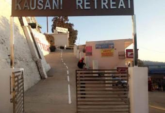 Hotel Kausani Retreat has Balcony rooms