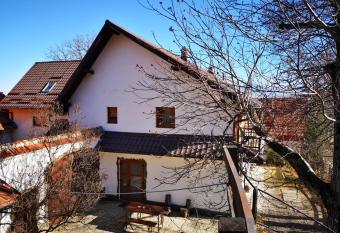 Casa Sofia allows 18 year olds to book a room