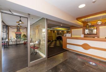 Regno Hotel has Smoking rooms