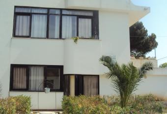 Case Beach & Family allows 18 year olds to book a room