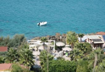 Baia del Godano Resort & Spa has Balcony rooms