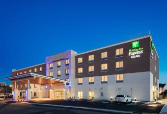 Holiday Inn Express & Suites Medford By IHG allows 18 year olds to book a room