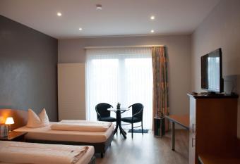 Hotel Stadt P  ttlingen has Balcony rooms