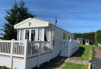 Dolafon Farm Stay has Balcony rooms