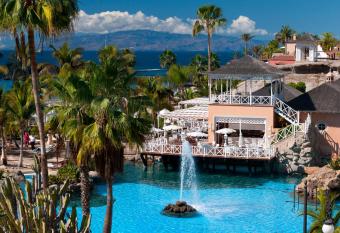 Bahia del Duque allows 18 year olds to book a room