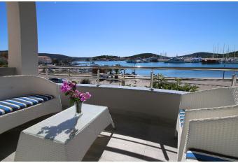 Apartments Silver Beauty has Balcony rooms