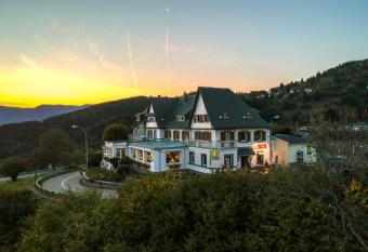 H  tel Panorama has Balcony rooms