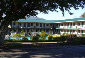 Ridge Top Motel - Bryson City has Smoking rooms