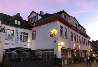 Hotel Goldenes Lamm allows 18 year olds to book a room