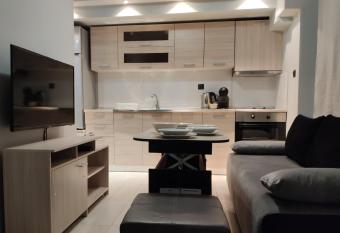 Standard Apartment by Prima Lodging has rooms with a private hot tub