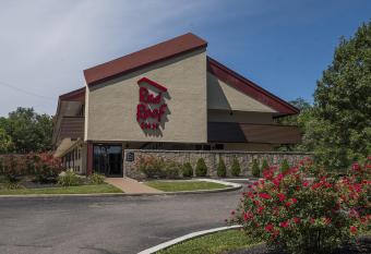 Red Roof Inn Cincinnati East - Beechmont has Smoking rooms