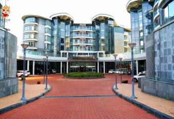 Phoenix Island Ocean Star Resort has Balcony rooms