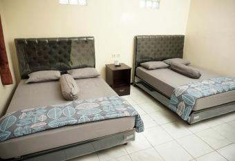 Villa Cemara allows 18 year olds to book a room