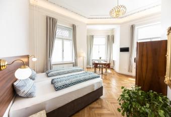 Jacob Brno has Balcony rooms