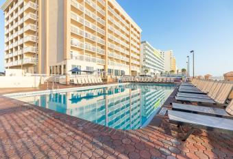 Hampton Inn Daytona Shores-Oceanfront has Balcony rooms