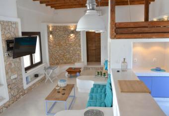 STUDIOSWORX Apartments has Balcony rooms