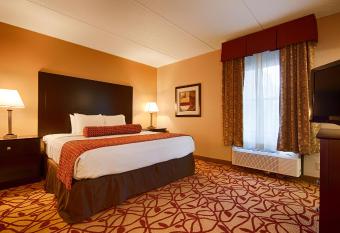 Best Western Park Hotel has rooms with a private hot tub