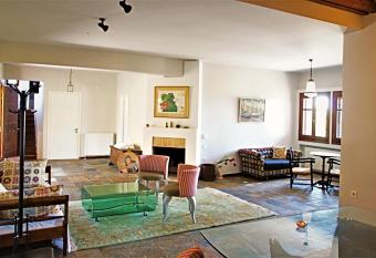                    , Vila Ladas has Balcony rooms