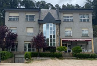 A lastra allows 18 year olds to book a room